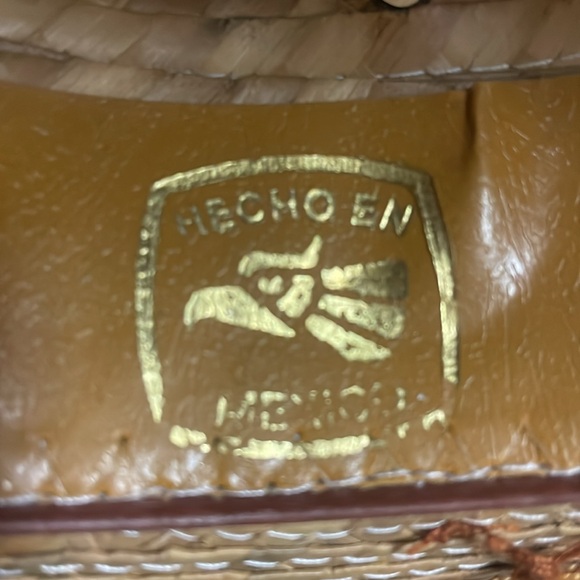 MEN or Women's - 56cm circumference sunhat. - Picture 6 of 8